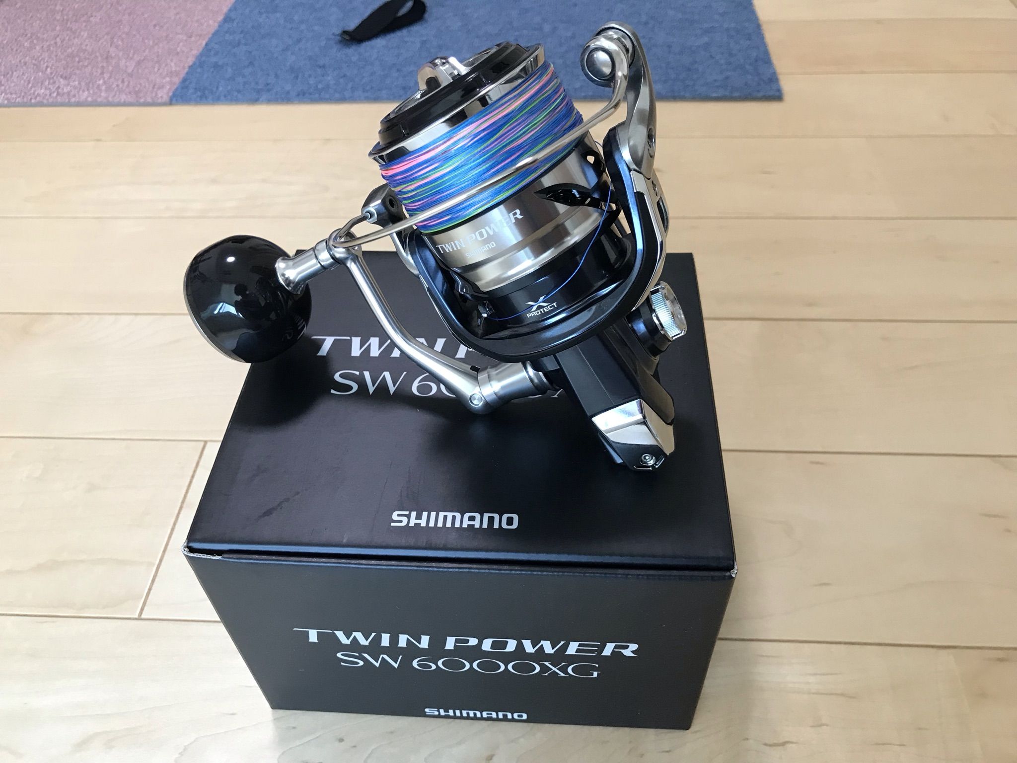 シマノ ττ SHIMANO シマノ スピニングリール 箱付 15ツインパワー SW10000PG 傷や汚れあり